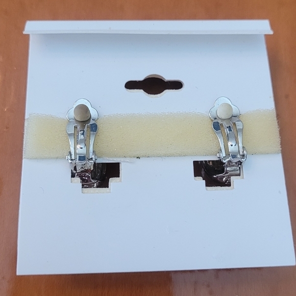 Vintage Ann Klein Silver Hugger‎ Clip On Earrings - Picture 2 of 2